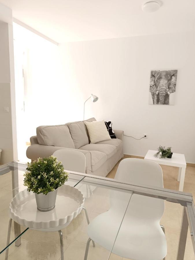 Sherry Suites V Apartamentos Parking Gratuito Jerez de la Frontera Buitenkant foto